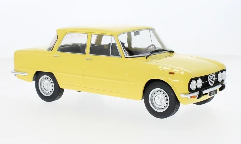 Alfa Romeo Giulia Nuova Super, Licht Geel, 1974, 1:18, Overige merken, MCG, Auto, Nieuw