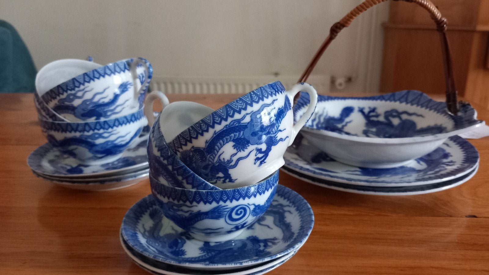 Blauw wit Japans draken afb.3 kop en schote servies, Ophalen