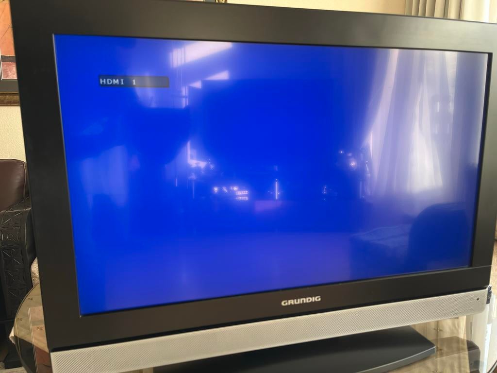 2x 32 inch Grundig HD televisies met Google Chromecast, Ophalen, Gebruikt, 50 Hz, HD Ready (720p)