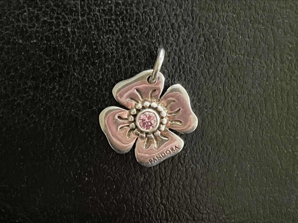 Originele Pandora Zilveren Hanger met Roze Zirconia, Sieraden, Tassen en Uiterlijk, Kettinghangers, Ophalen of Verzenden, Zo goed als nieuw