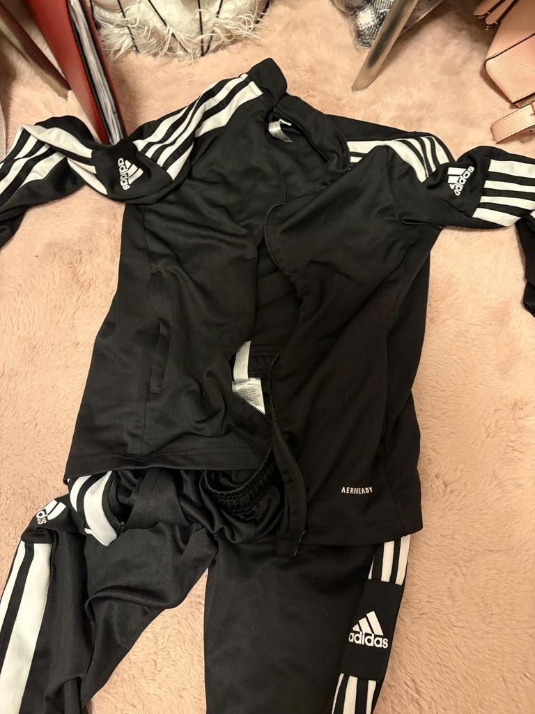 Adidas / nike trainingspakken, Ophalen of Verzenden, Zo goed als nieuw