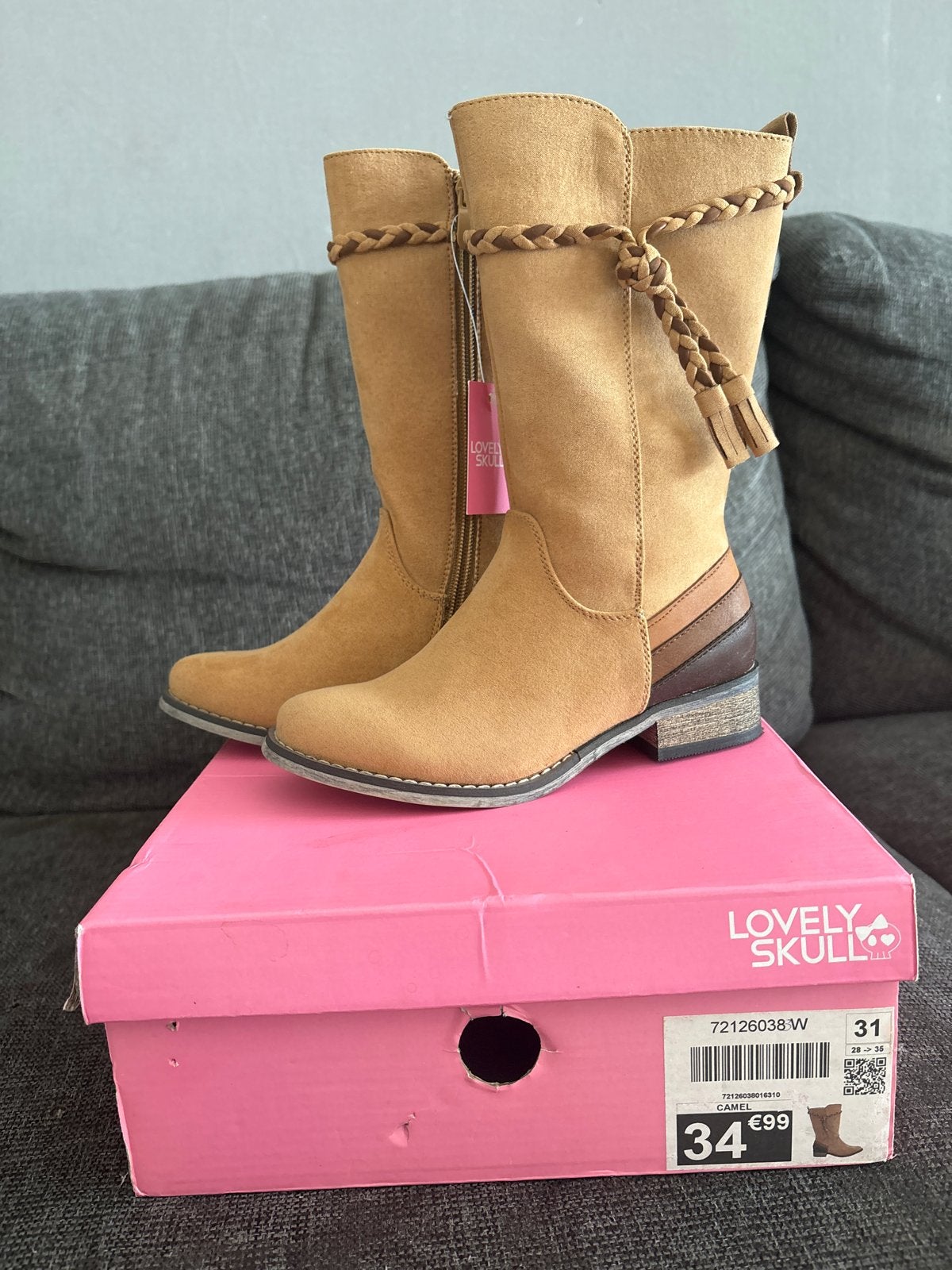 Nieuwe Lovely Skull Laarzen Maat 31 - Camelkleurig, Kinderen en Baby's, Kinderkleding | Schoenen en Sokken, Nieuw, Laarzen, Meisje