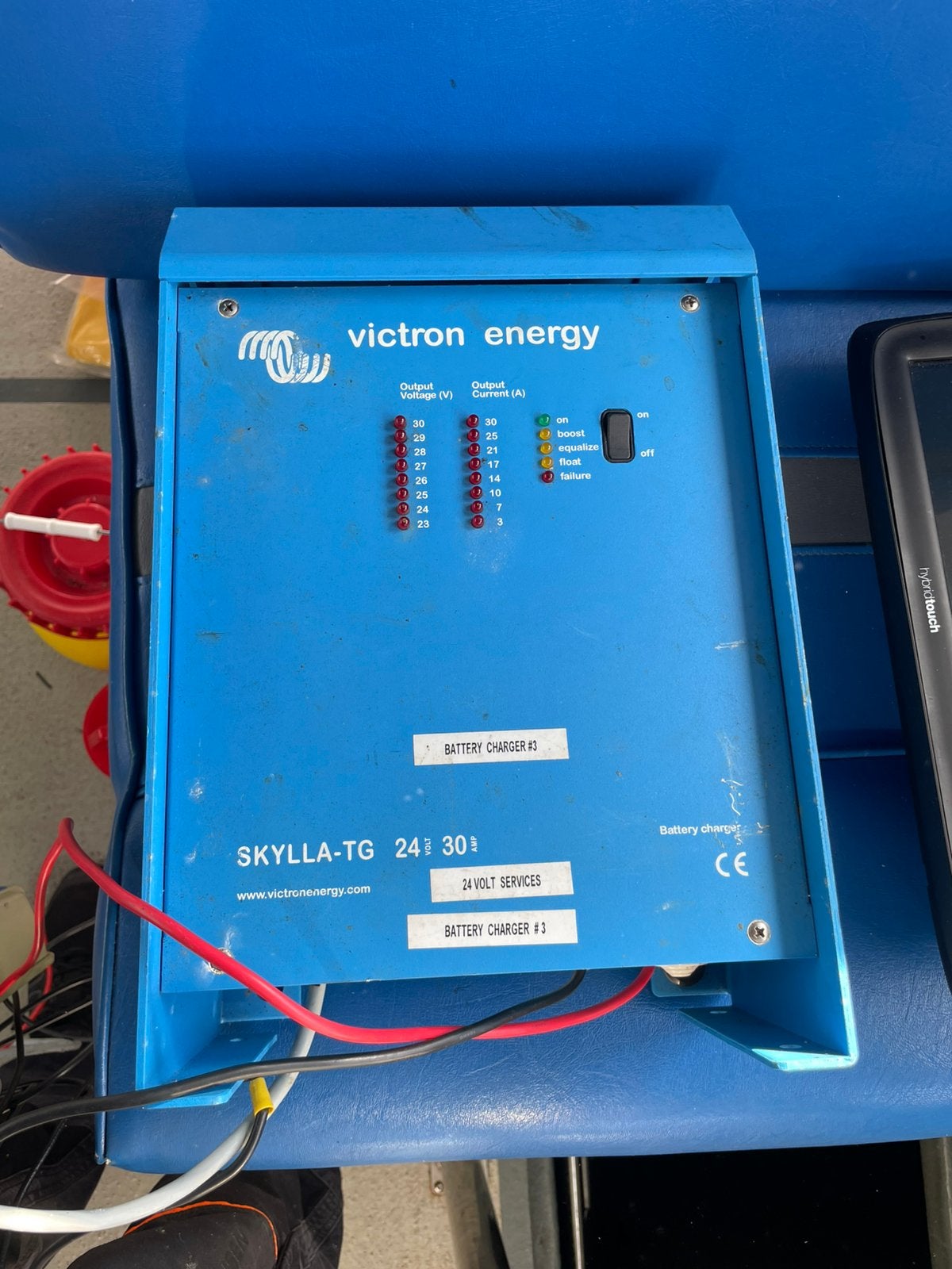Victron 24v battery charger, Ophalen, Zo goed als nieuw, Overige typen