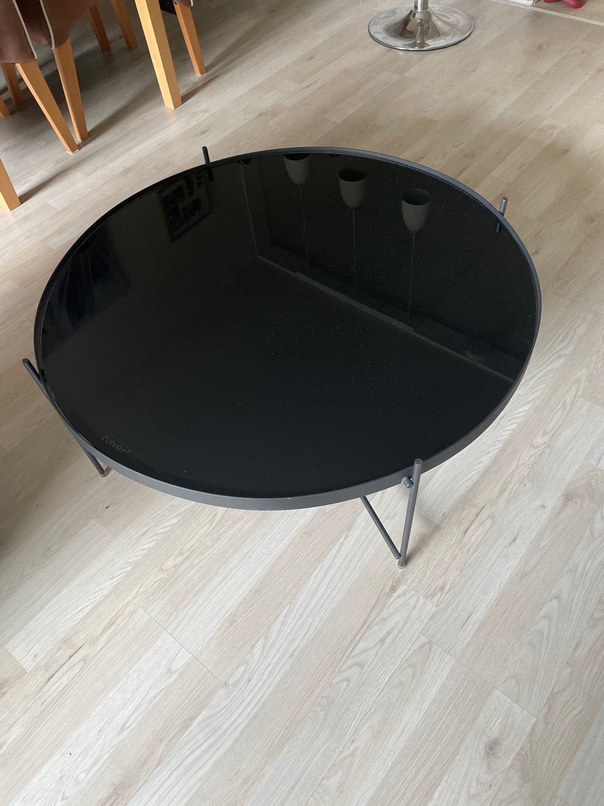 Zuiver salontafel met zwart glazen blad, Huis en Inrichting, Ophalen, Gebruikt, Rond, 50 tot 100 cm