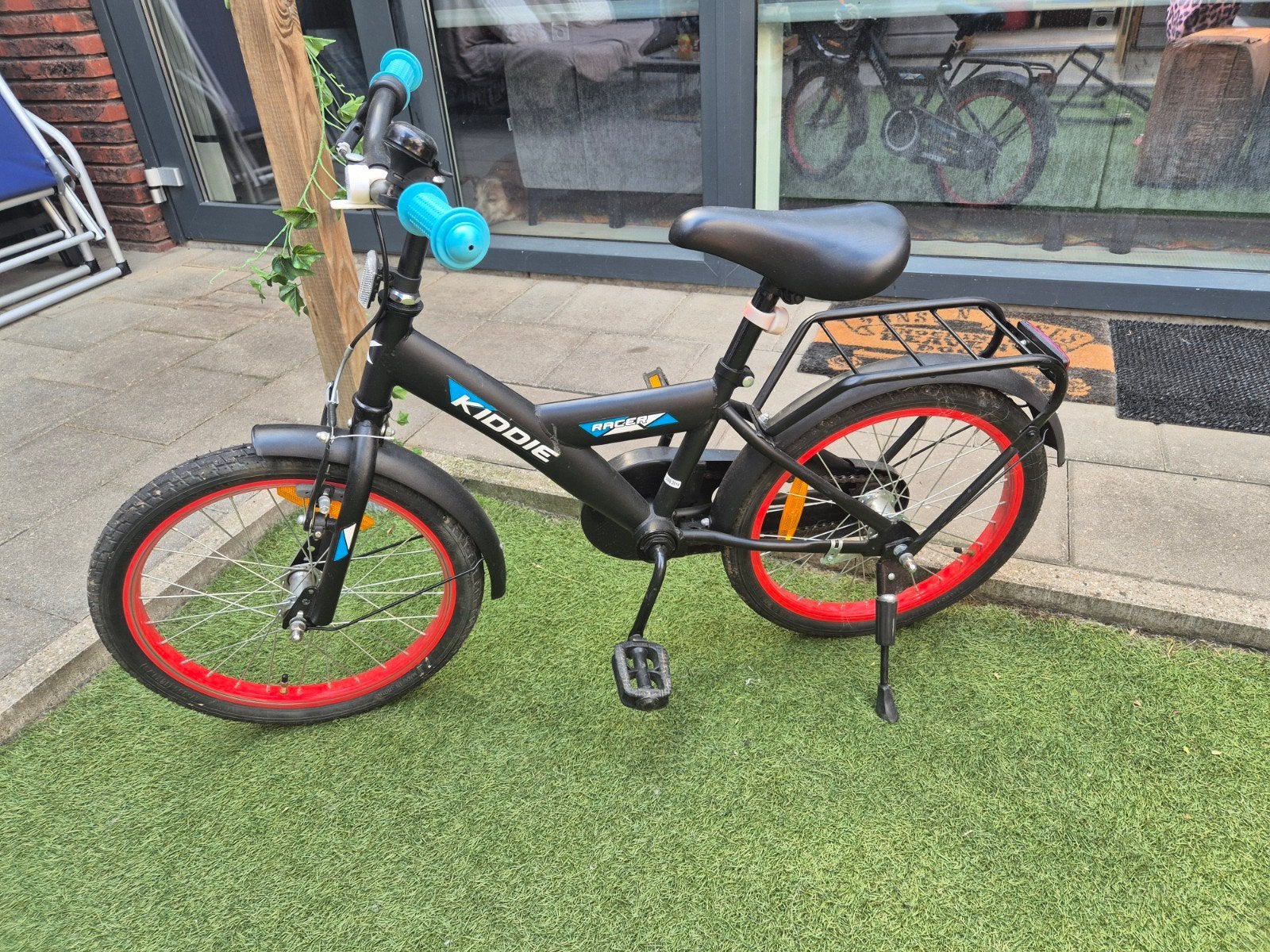 KIDDIE Kinderfiets Zwart/Rood, Ophalen, 16 tot 20 inch, Velgrem, KIDDIE