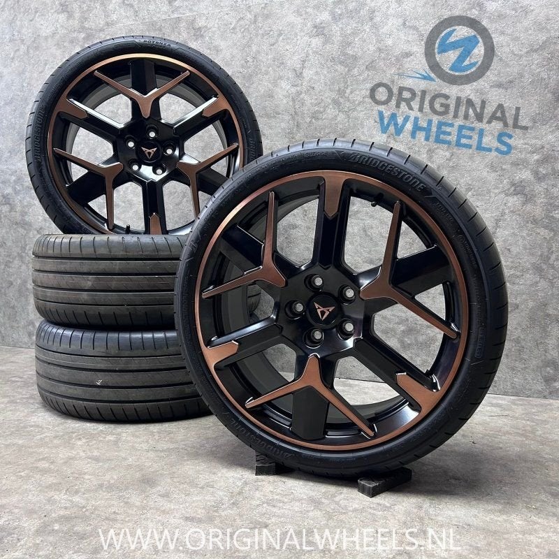 19 inch originele velgen + zomerbanden Cupra Leon 5FA601025A, Auto-onderdelen, Banden en Velgen, 19 inch, Gebruikt, -, -