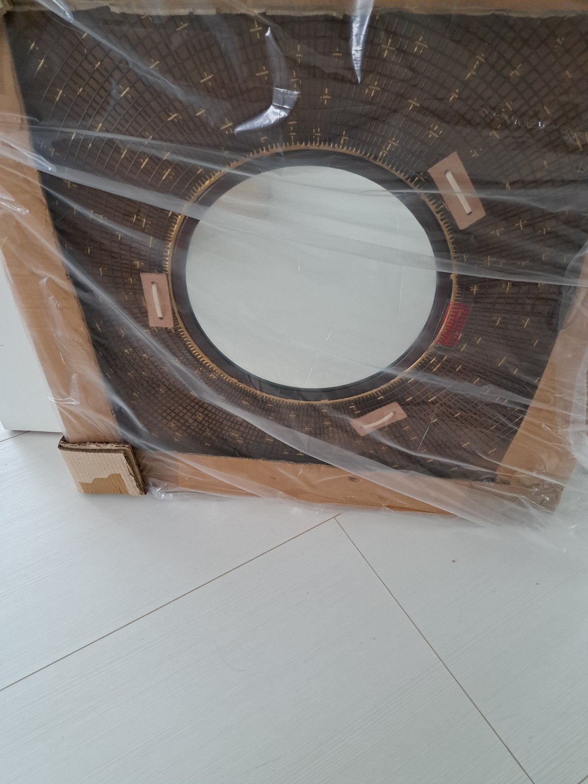 Nieuw wandspiegel antiek koper finish
Ø 65 cm, Huis en Inrichting, Ophalen, Rond, Nieuw, Minder dan 100 cm