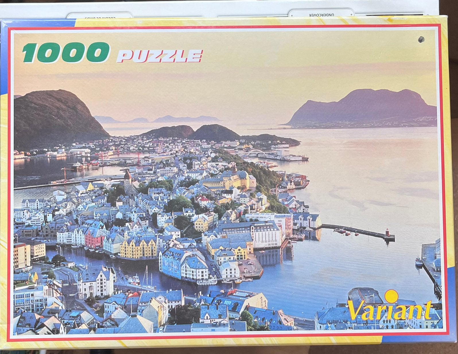 Legpuzzel - Ålesund, Ophalen of Verzenden, 500 t/m 1500 stukjes, Gebruikt, Legpuzzel