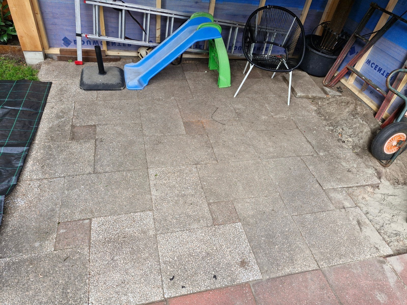 Gratis af te halen: grindtegels en betontegels, Tuin en Terras, Ophalen, Gebruikt, Beton, Terrastegels