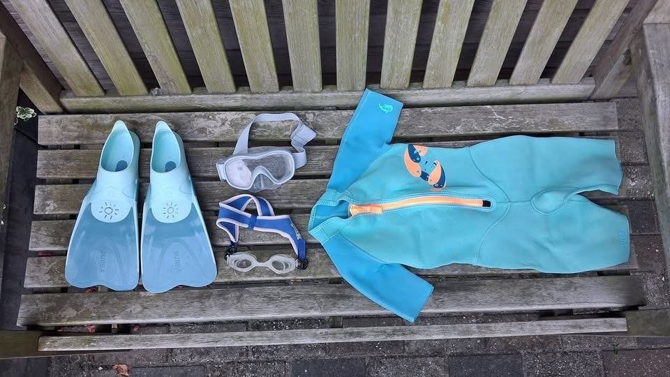 wetsuit, duikbril en zwemvliezen kind 4-6 jaar, Ophalen, Jongen of Meisje, Overige maten, Zo goed als nieuw