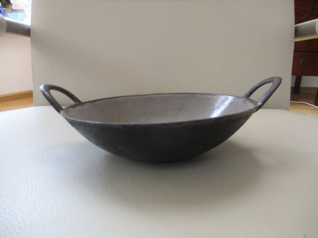DRU - gietijzer - wok, Gebruikt, Gietijzer, Met handvatten, Ophalen of Verzenden