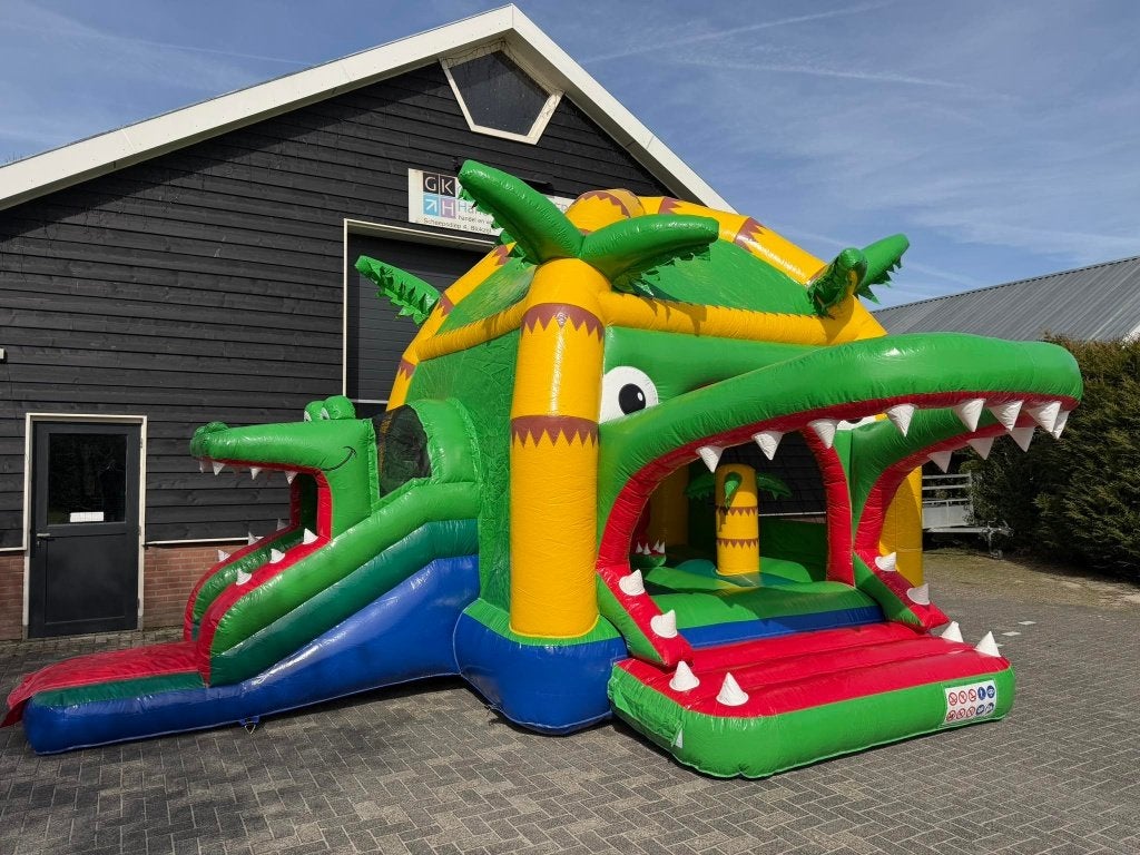 Springkussen huren krokodil met glijbaan, Ophalen of Verzenden, Gebruikt, Overige