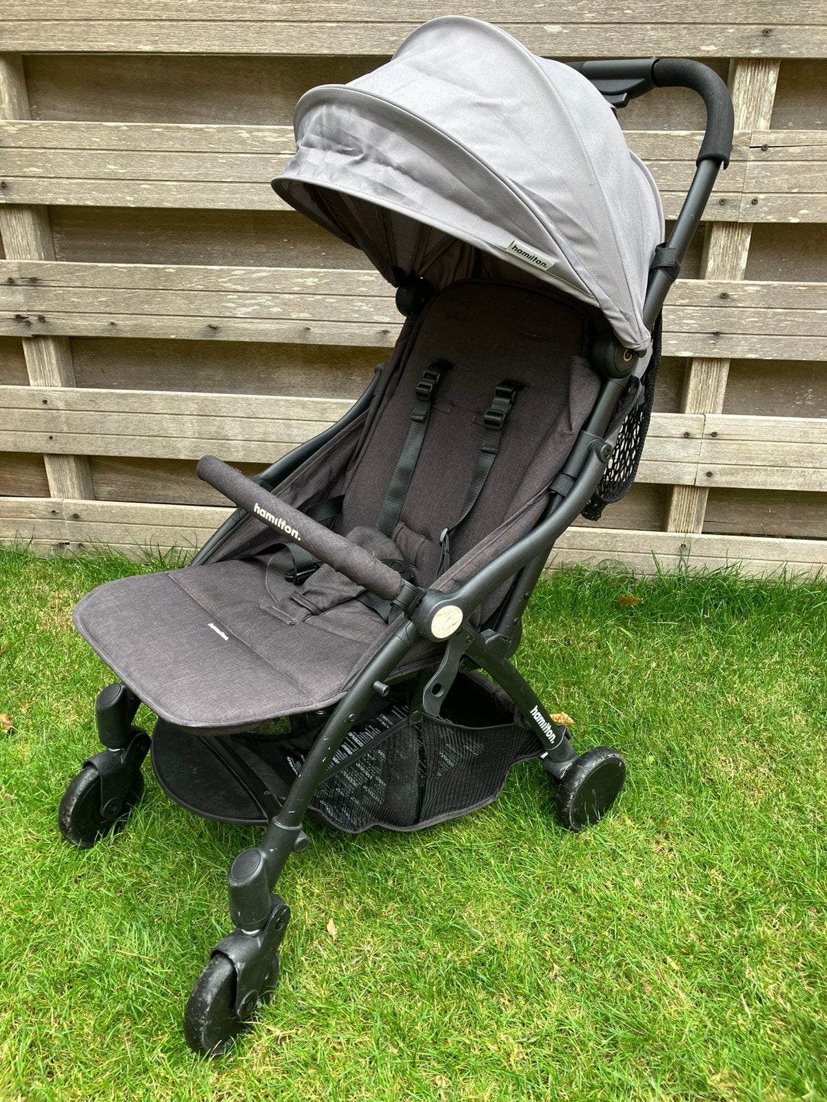 Hamilton buggy magicfold zwart grijs inklapbaar vliegtuig, Ophalen, Gebruikt, Overige merken, Zonnekap