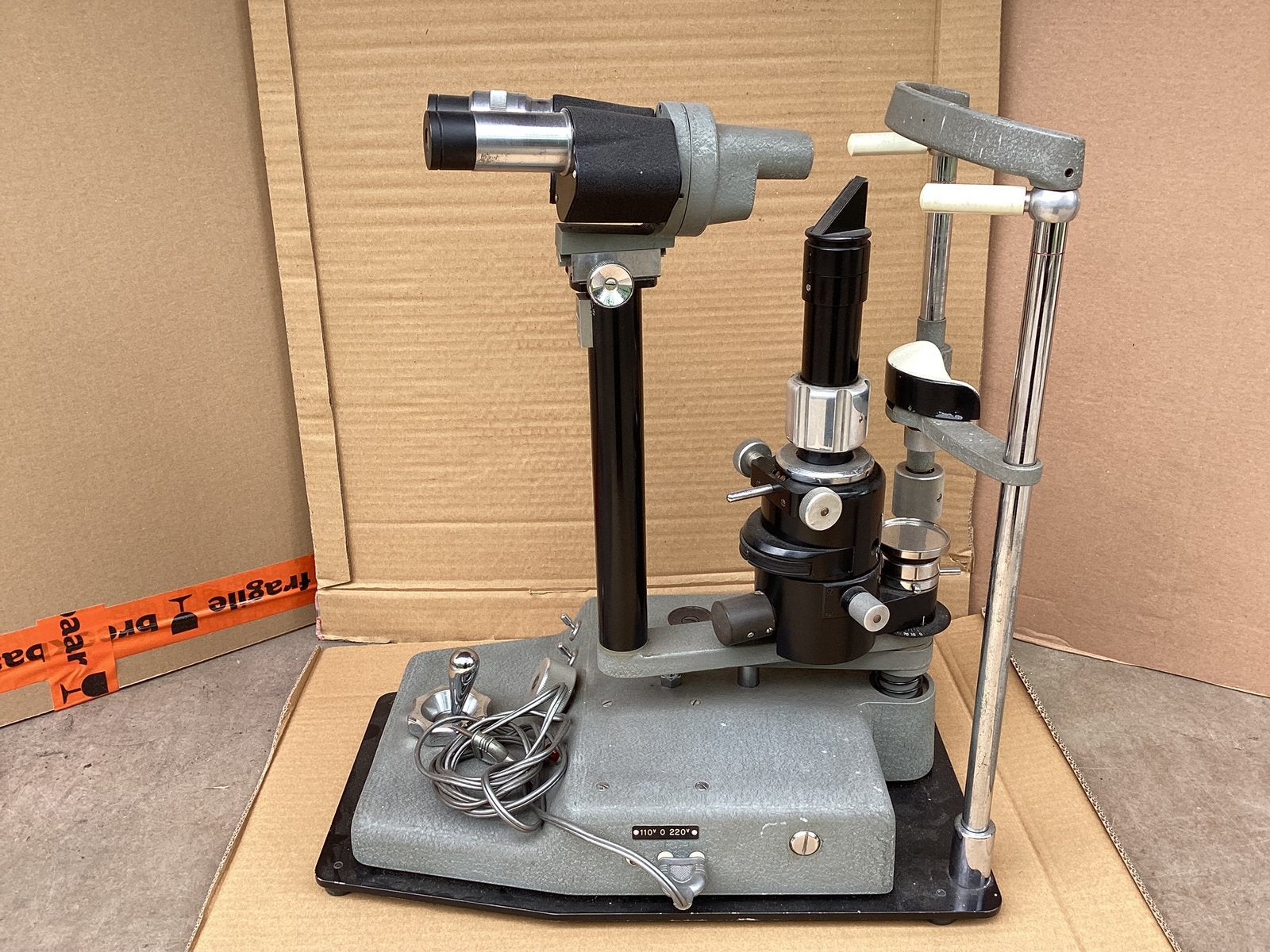 Microscoop voor onderzoeken Ophthalmometer, €250.00, Ophalen, Zo goed als nieuw