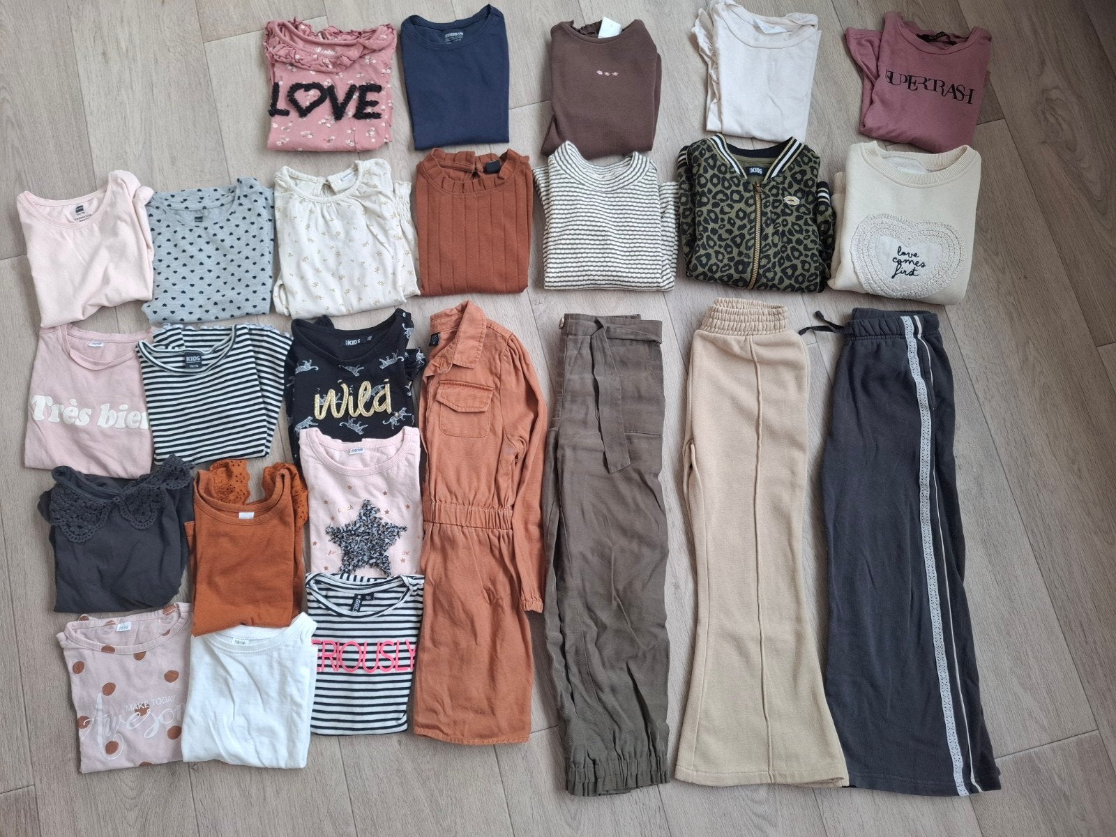 Leuk meisjes kledingpakket 25 stuks maat 110/116, Ophalen of Verzenden, Zo goed als nieuw, Maat 110