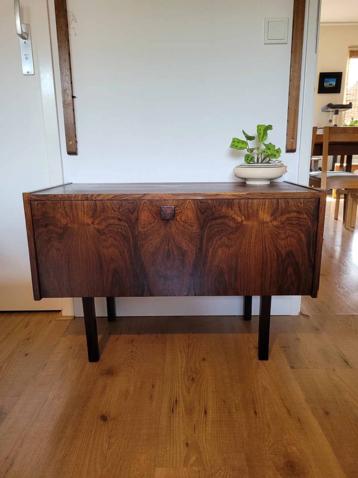 Vintage Palissander Dressoir / Kastje Jaren '60 met Klep, Antiek en Kunst, Antiek | Meubels | Kasten, Ophalen