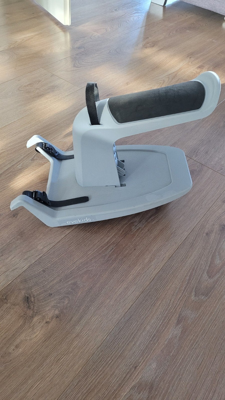 EVE Kids Kid-Sit Stone Meerijdplankje Grey / Black, z.g.a.n., Ophalen, Zo goed als nieuw, Overige merken