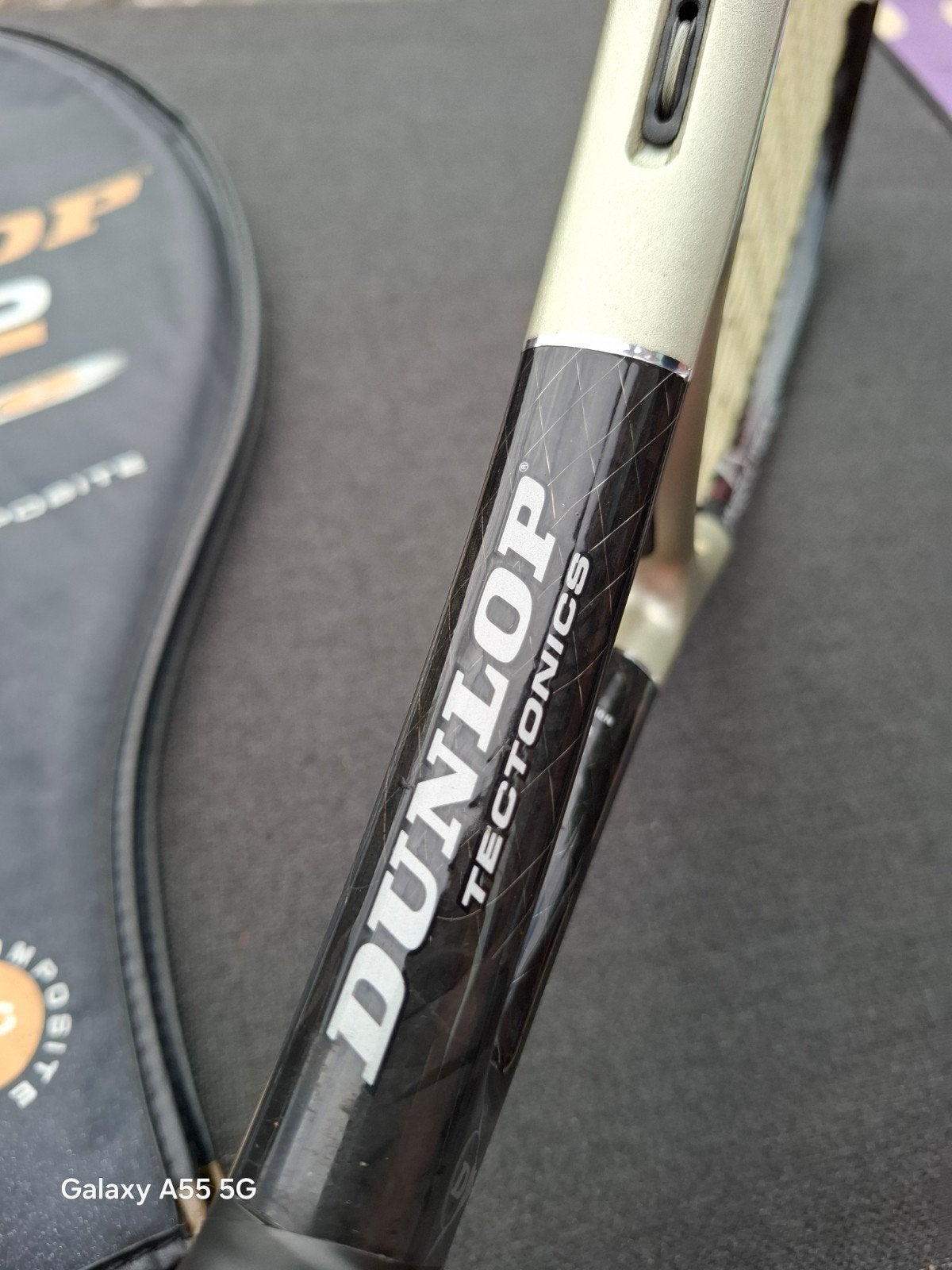 Dunlop Pro Strike Titanium Tennisracket met hoes L3, Sport en Fitness, Tennis, Gebruikt, Dunlop Sports, Info@dunlopsports.com