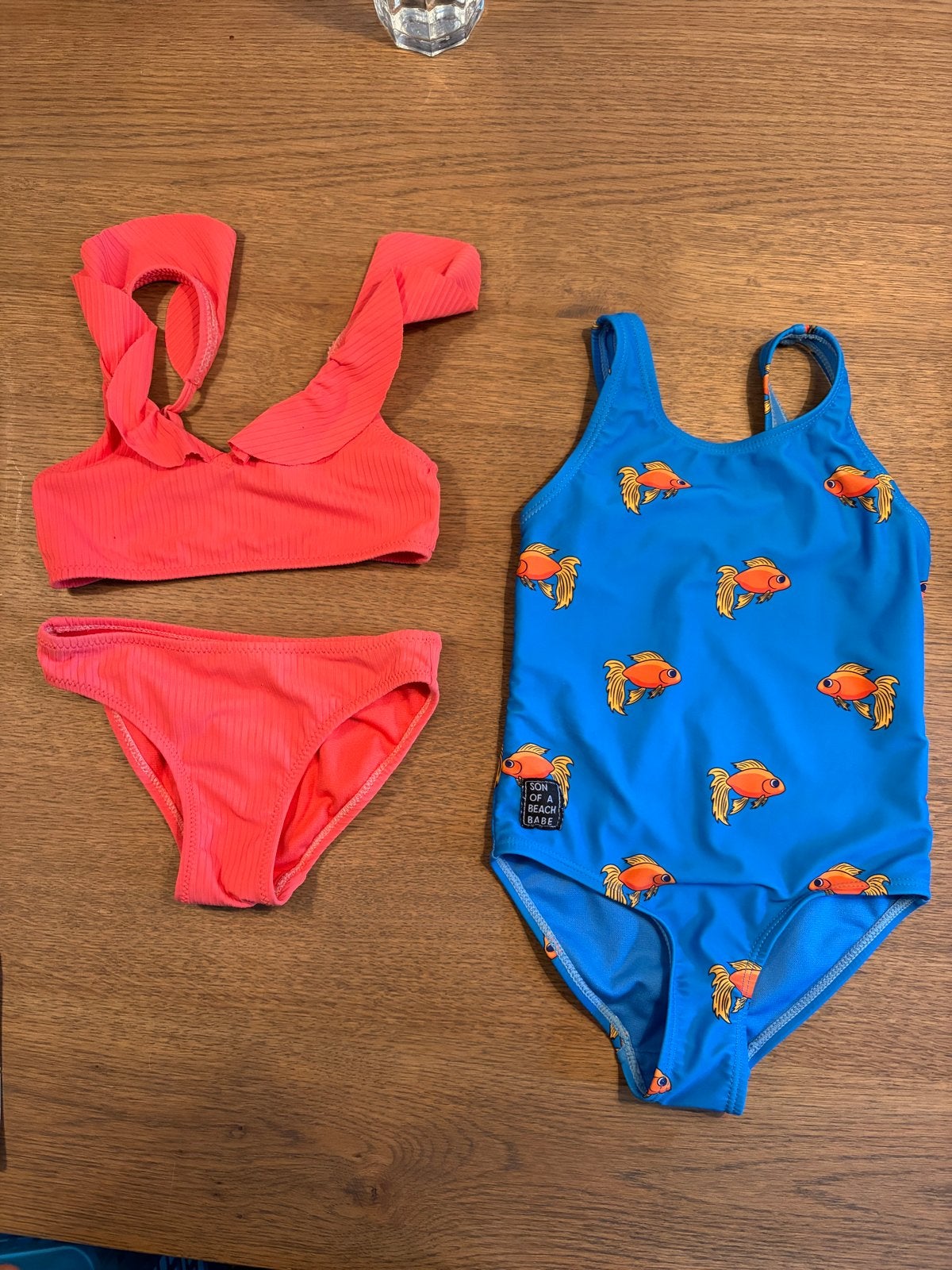 Zwemkleding meisje maat 98/104 - gratis af te halen, Kinderen en Baby's, Babykleding | Baby-zwemkleding, Ophalen, Gebruikt, Meisje