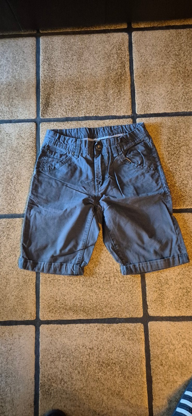 short WE, Kinderen en Baby's, Kinderkleding | Maat 146, Ophalen of Verzenden, Zo goed als nieuw, Jongen, Broek