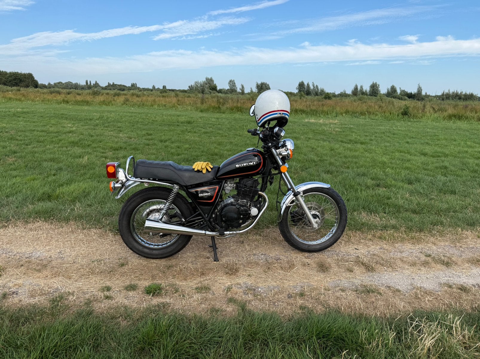 Suzuki GN250 - Klassieke Naked Bike, 250 cc, Occasion, Particulier, Handgeschakeld