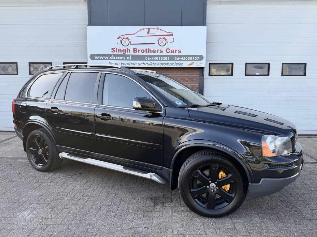 Volvo XC90 2.5 T5 Limited Ed.7per CARPLAY LEER TREKHAAK !, Auto's, Gebruikt, Zwart, 7 stoelen, Bedrijf