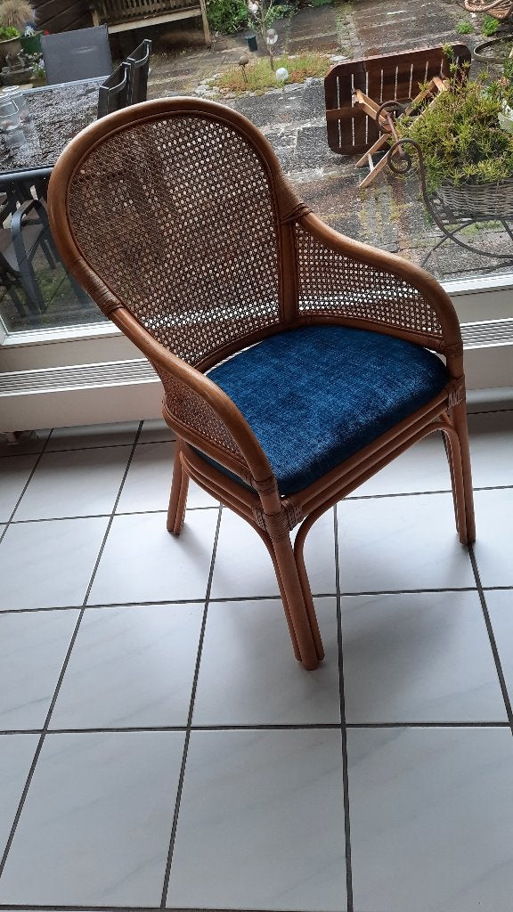 Stoeltjes van bamboe en riet, Ophalen, Gebruikt, Twee, Bruin