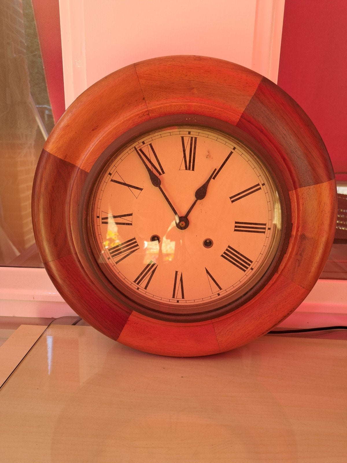 Antieke houten wandklok - werkt nog prima!, Ophalen of Verzenden