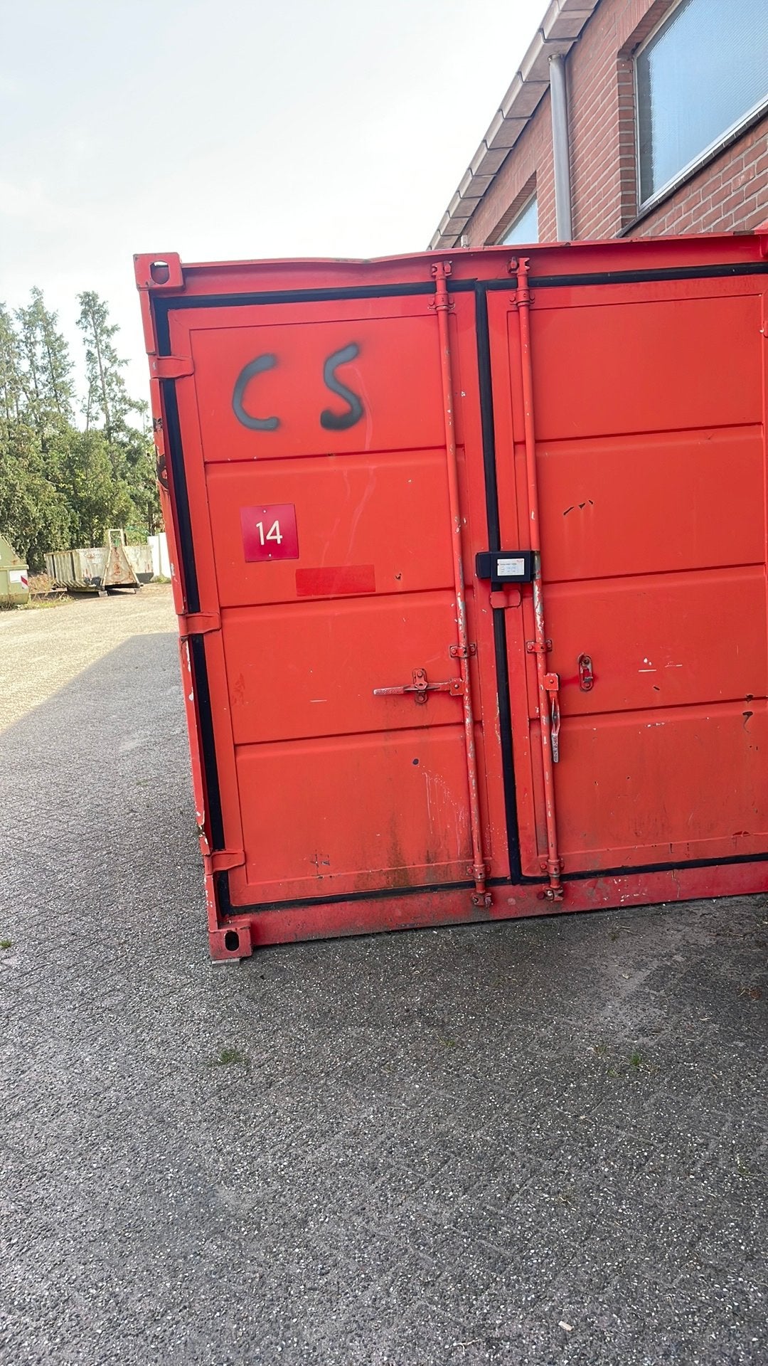 3 stuk nette containers 3 x3 meter, Ophalen