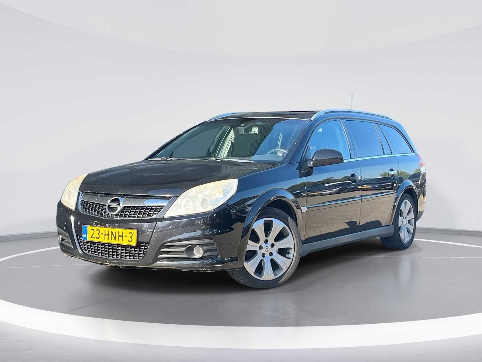 Opel Vectra Wagon 1.8-16V Executive | 23-HNH-3 i, Gebruikt, 4 cilinders, 1796 cc, Euro 4