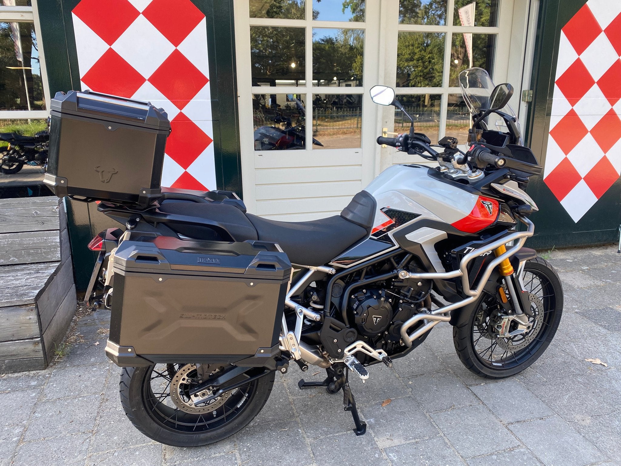 Triumph TIGER 900 RALLY PRO ABS (bj 2024), 888 cc, Triumph Motorcycles Ltd., After.sales@triumph.co.uk, Toermotor
