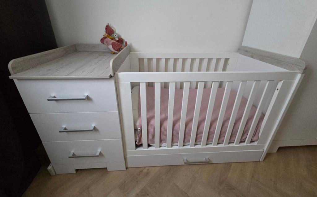 Combi ledikant/ commode van TWF Futura, Kinderen en Baby's, Ophalen, Jongetje of Meisje