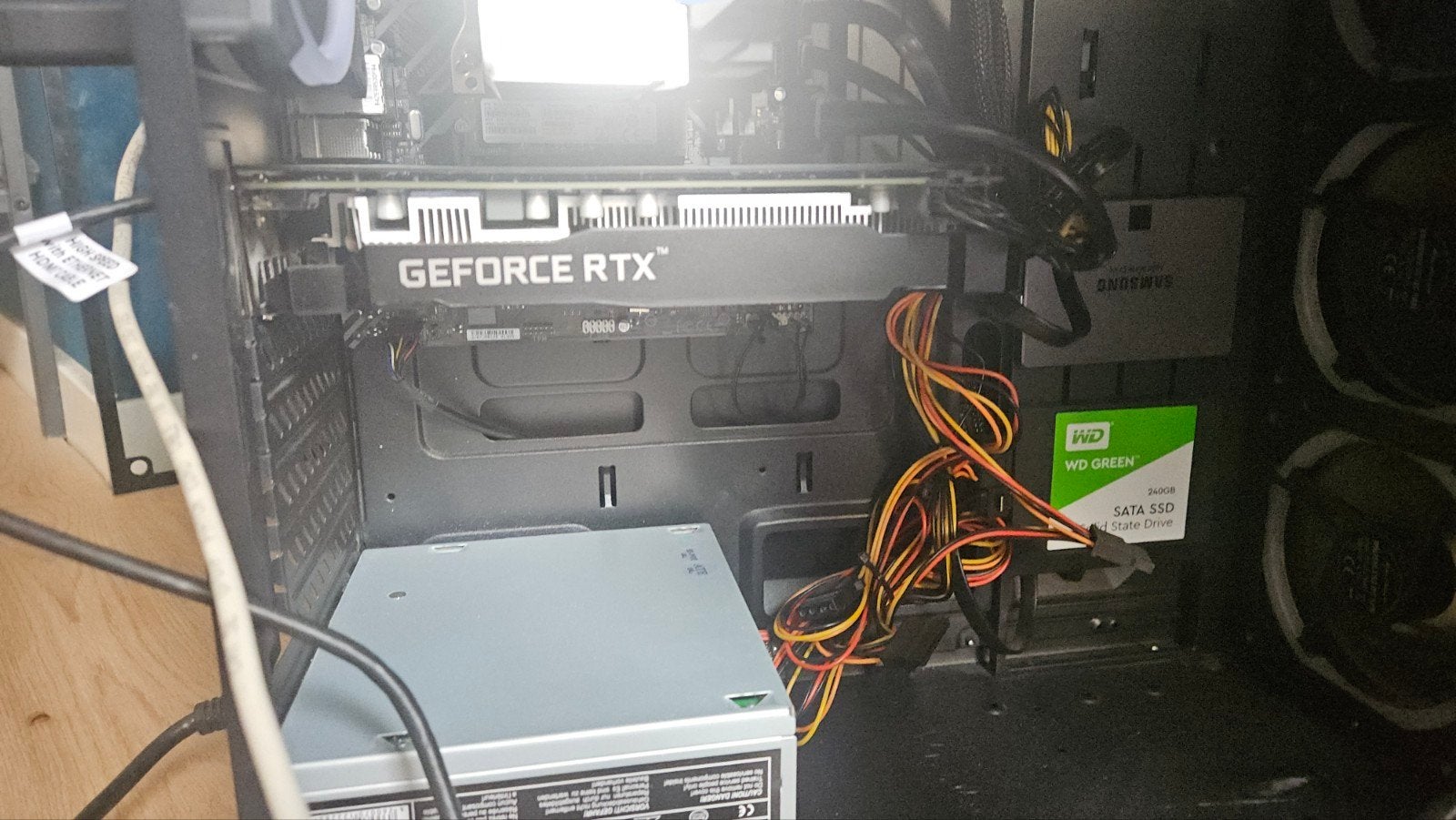 RTX 2060 6GB GDDR6 Videokaart, Computers en Software, Videokaarten, PCI-Express 3, GDDR6, Ophalen of Verzenden, Zo goed als nieuw