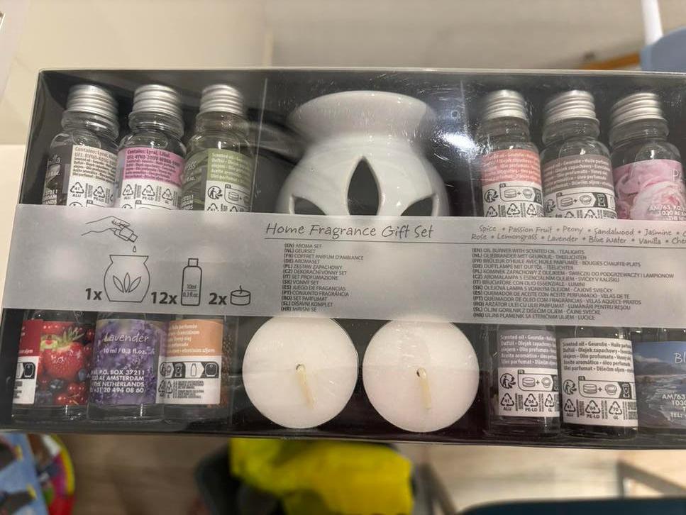 Geurbrander Cadeauset met Geuroliën en Theelichtjes, Hobby en Vrije tijd, Ophalen of Verzenden, Zo goed als nieuw