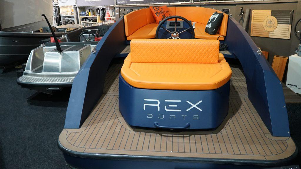 Triple X800 met 140 Pkj (bj 2024), Overige brandstoffen, Info@verschuurwatersport.nl, Herenweg 10a Rijnsaterwoude, Triple boats