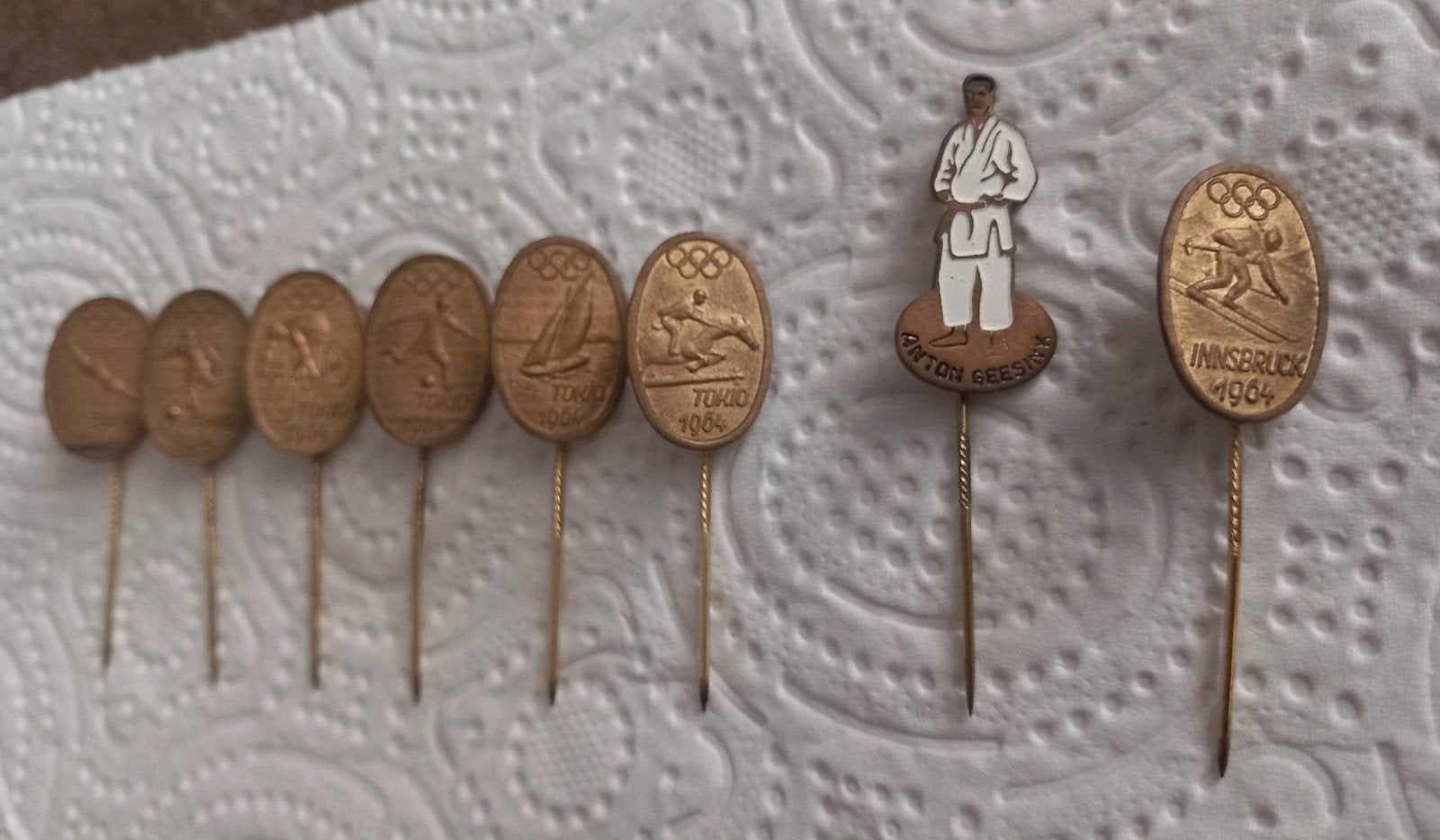 Vintage Olympische Spelen Pins - Tokyo 1964 & Innsbruck 1964, Ophalen of Verzenden, Sport