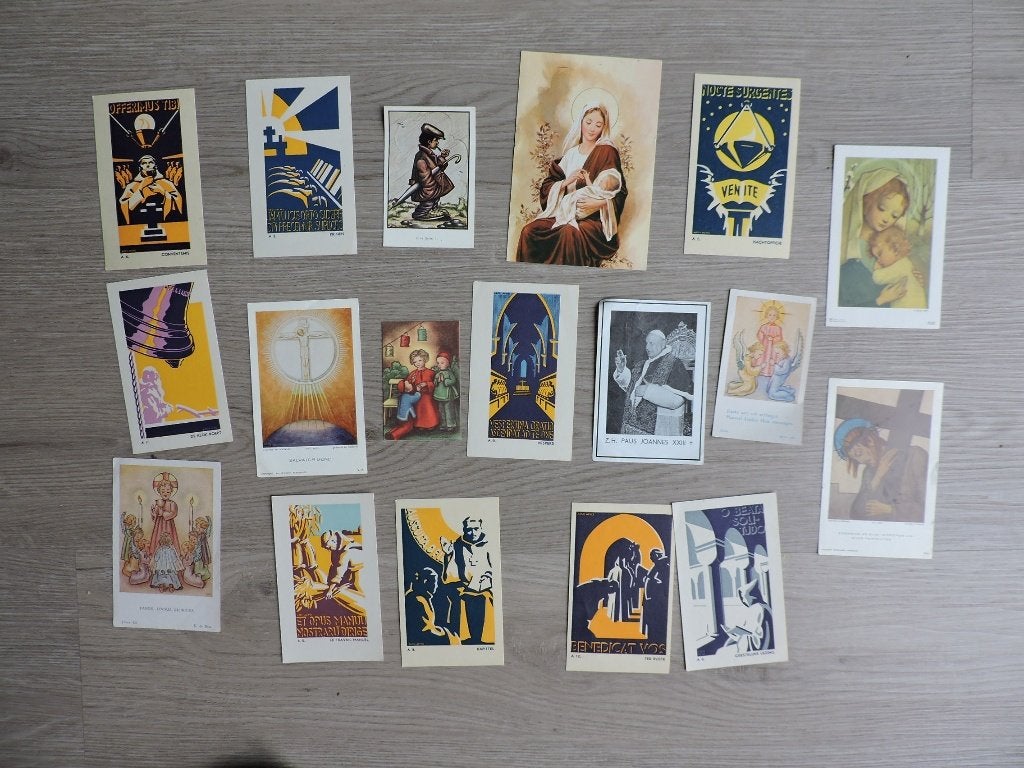 17 Div Bid Prentjes, Ophalen of Verzenden, Zo goed als nieuw, Kaart of Prent