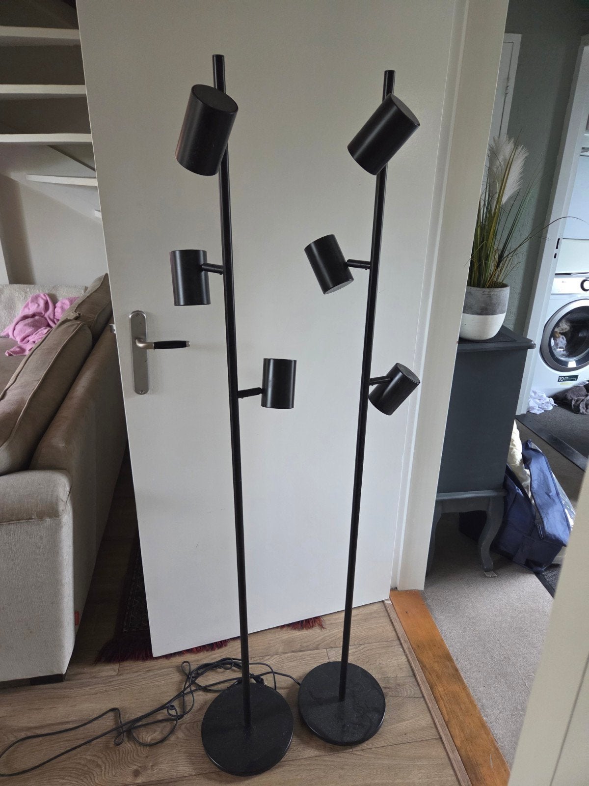 2 mooie staande lampen, zo goed als nieuw, Ophalen of Verzenden, Zo goed als nieuw, Metaal, 150 tot 200 cm