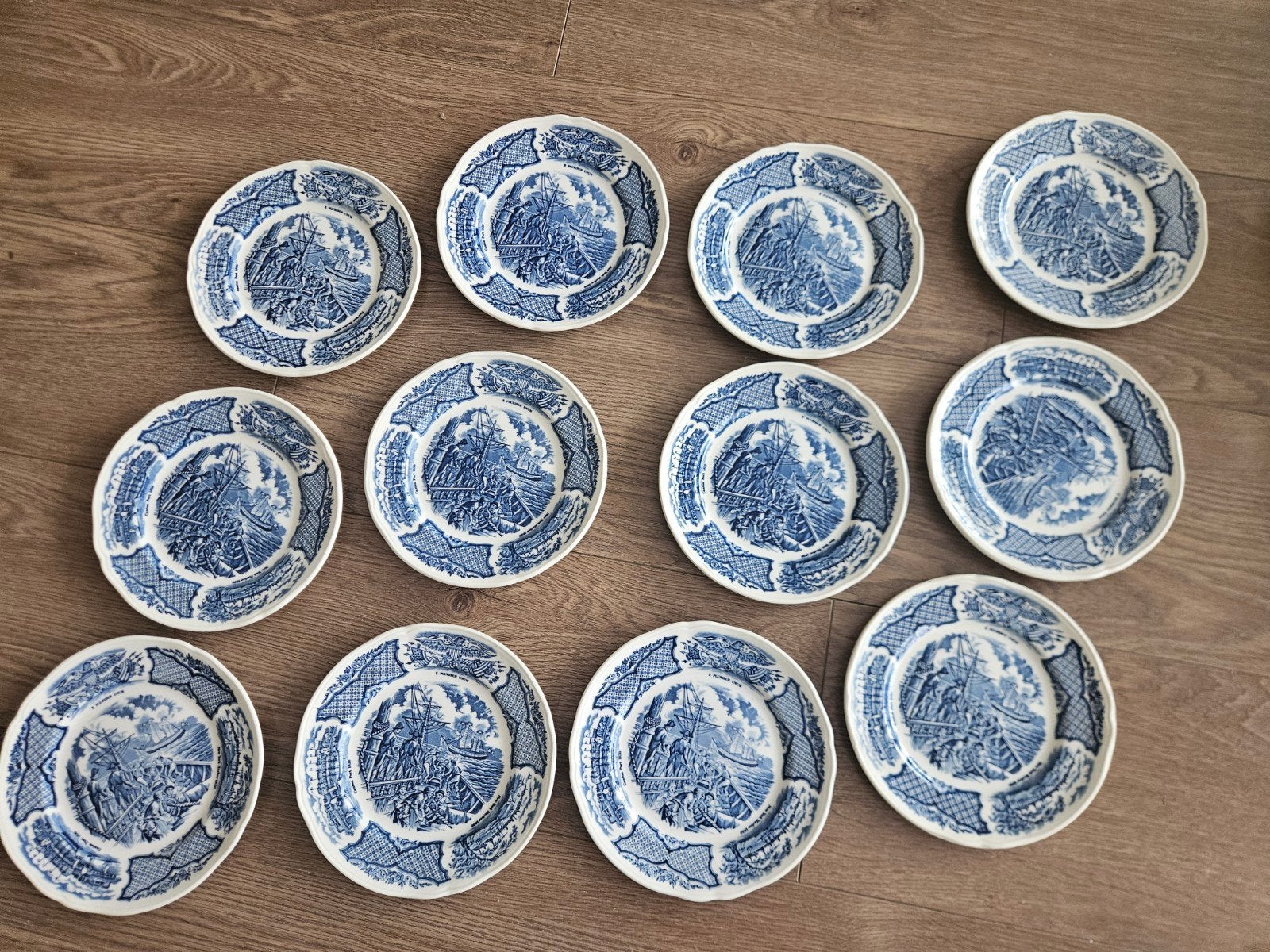 Set van 12 antieke Fair Winds borden, blauw-wit porselein, Antiek en Kunst, Ophalen