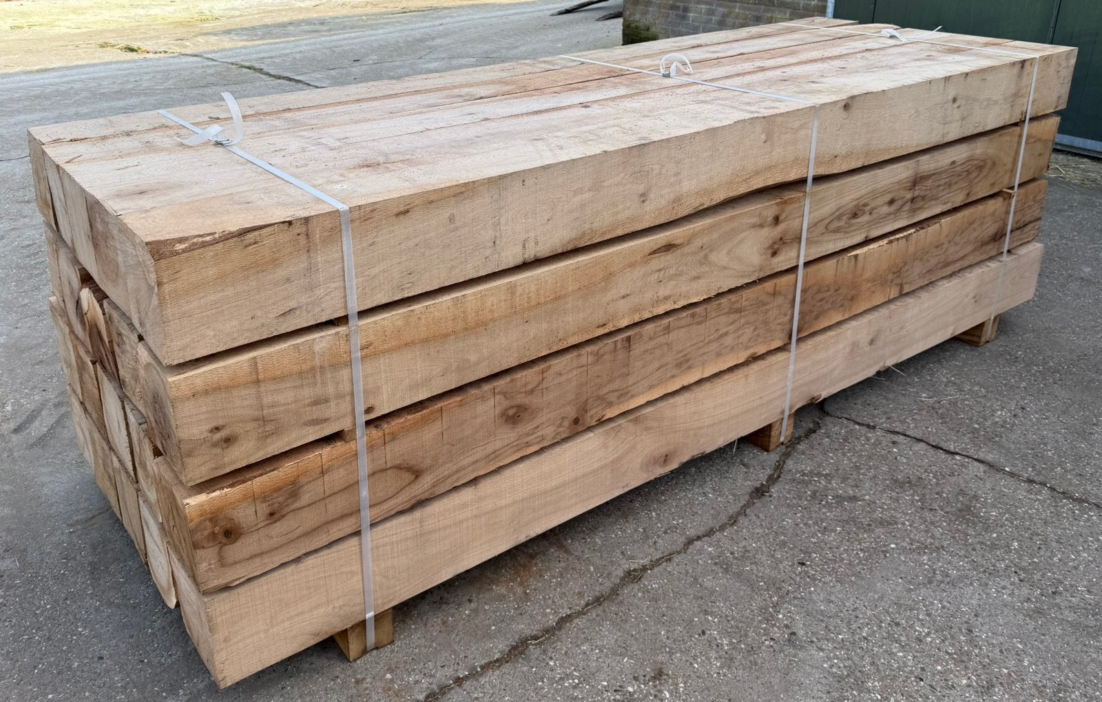 Eiken balken/bielzen, Ophalen of Verzenden, Zo goed als nieuw, 250 cm of meer, Balken