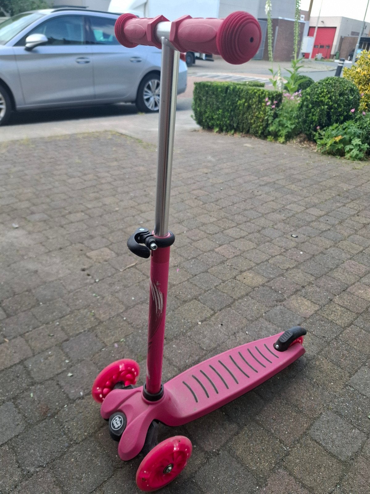 Roze step, Fietsen en Brommers, Ophalen, Gebruikt, Gewone step