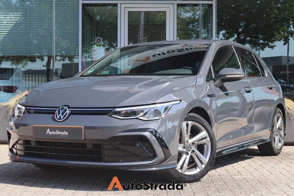 Volkswagen Golf 1.5 TSI R-LINE 130pk I Navi I Camera I Clima, Auto's, Volkswagen, Keurmerk '100% Onderhouden', 4 cilinders, Met garantie (alle)