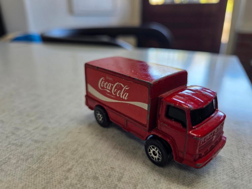 Vintage Coca-Cola Speelgoedvrachtwagen, Overige merken, Gebruikt, 1:50 of kleiner, Ophalen of Verzenden