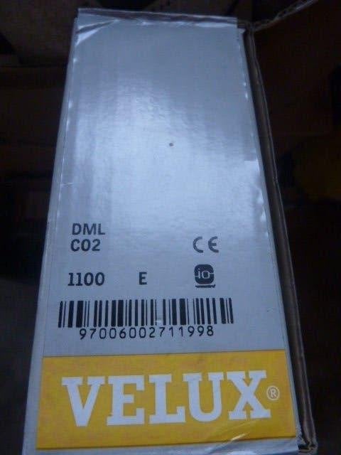 Nieuwe Velux elektrische verduisterende gordijnen / DML, Ophalen of Verzenden, Nieuw, Blauw, Overige typen