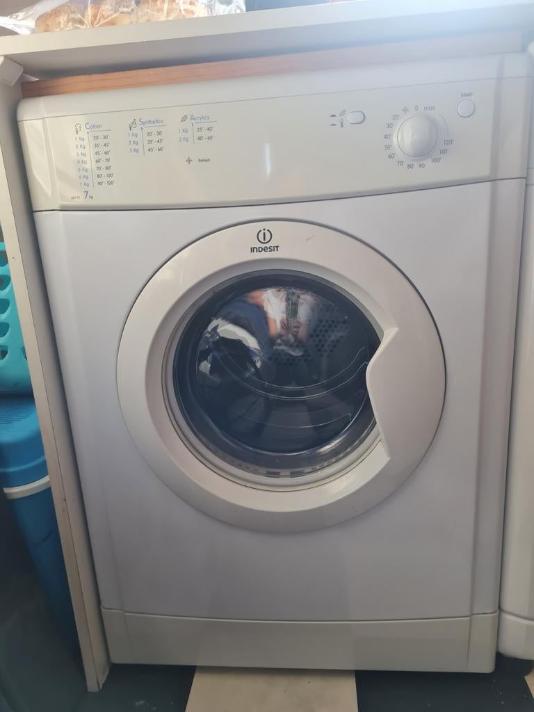 Indesit droger IDV75, Witgoed en Apparatuur, Wasdrogers, Condens, 6 tot 8 kg, 85 tot 90 cm, Ophalen