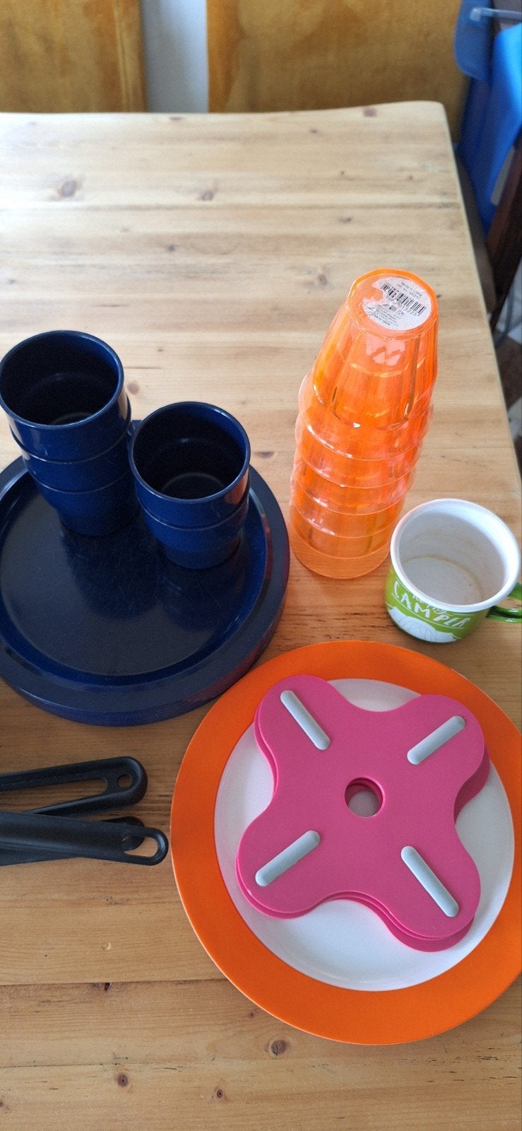 Diverse campingservies, inpakken en gaan!, Ophalen of Verzenden, Gebruikt