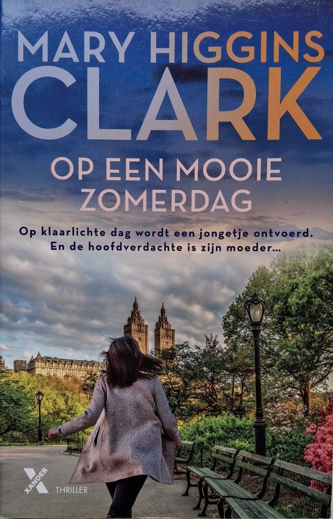 Mary Higgins Clark - Op een mooie zomerdag, Ophalen of Verzenden, Gelezen, Amerika