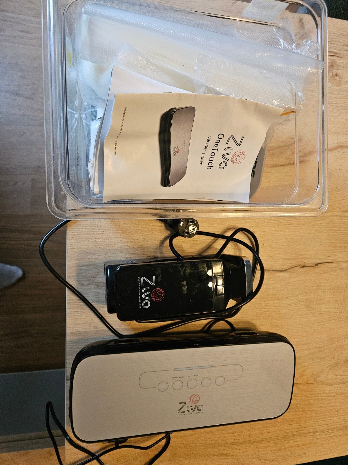 Sous vide apparaat + vacumeermachine en toebehoren, Ophalen, Timer, Zo goed als nieuw