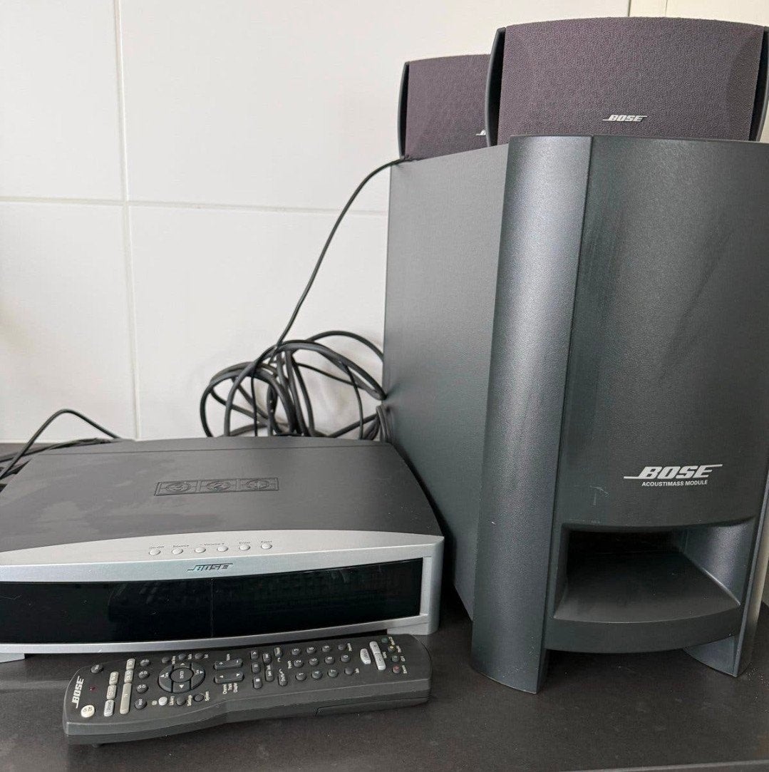 Bose 3-2-1 II Powered Speaker System met DVD-speler, Gebruikt, 2.1-systeem, Dvd-speler, Ophalen