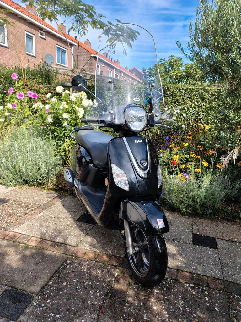 Sym Fiddle 125cc uit 2015 - Zwart 8000km, Scooter, Occasion, Particulier, 125 cc